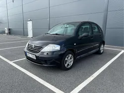 Svart Begagnad 2004 Citroën C3 Halvkombi | 15 000 kr (Dyr)