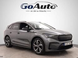 Grå Begagnad 2023 Skoda Enyaq iV SportLine SUV | 399 500 kr (Marknadspris)