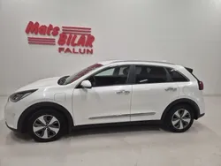 Vit Begagnad 2017 Kia Niro SUV | 199 900 kr (Lite dyr)