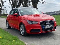Röd Begagnad 2014 Audi A1 Sportback Sport Halvkombi | 75 000 kr (Bra pris)