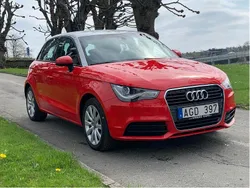 Röd Begagnad 2014 Audi A1 Sportback Sport Halvkombi | 80 000 kr (Marknadspris)