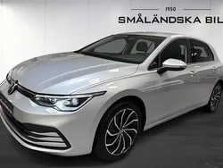 Silver Begagnad 2020 VW Golf VIII Halvkombi | 269 000 kr (Lite dyr)