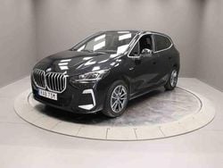 Svart Begagnad 2023 BMW 225 Active Tourer Minibuss | 349 000 kr (Lite dyr)