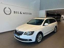 Vit Begagnad 2013 Skoda Superb Ambition Kombi | 129 900 kr (Lite dyr)