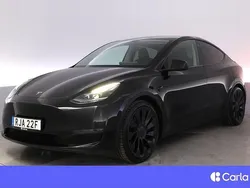 Svart Begagnad 2023 Tesla Model Y Performance SUV | 464 900 kr
