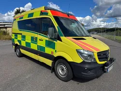 Flerfärgad Begagnad 2018 Mercedes Sprinter Van | 119 000 kr