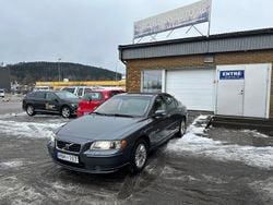 Grå Begagnad 2008 Volvo S60 Sedan | 59 900 kr (Marknadspris)