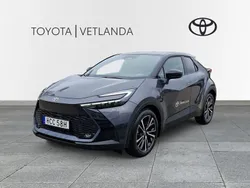 Mörkgrå Ny 2024 Toyota C-HR Executive SUV | 449 000 kr (Bra pris)