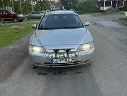 Grå Begagnad 2008 Volvo V70 Standard Kombi | 37 000 kr (Superpris)