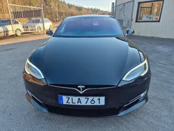 Svart Begagnad 2018 Tesla Model S Sedan | 269 000 kr (Marknadspris)