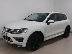 Vit Begagnad 2017 VW Touareg R-line SUV | 209 900 kr (Bra pris)