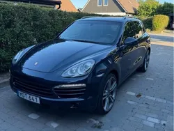 Blå Begagnad 2012 Porsche Cayenne SUV | 249 000 kr (Marknadspris)
