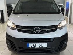 Vit Begagnad 2023 Opel Vivaro-e Combi Van | 429 900 kr