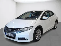 Vit Begagnad 2012 Honda Civic Halvkombi | 129 800 kr (Marknadspris)