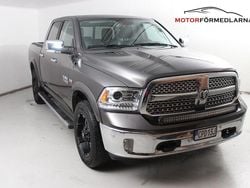 Mörkgrå (grå) Begagnad 2018 Dodge Ram Pickup | 369 000 kr (Bra pris)