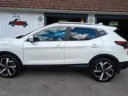 Vit Begagnad 2019 Nissan Qashqai SUV | 199 000 kr (Marknadspris)