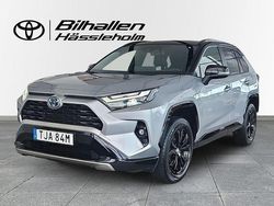 Grå Begagnad 2024 Toyota RAV4 Hybrid Style SUV | 449 900 kr (Marknadspris)