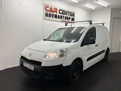 Vit Begagnad 2015 Peugeot Partner Minibuss | 49 900 kr (Lite dyr)