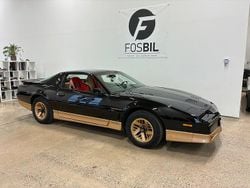 Svart Begagnad 1987 Pontiac Firebird Sportkupé | 139 900 kr