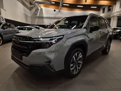 Grå Begagnad 2024 Subaru Forester SUV | 449 900 kr