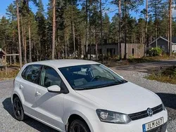 Vit Begagnad 2014 VW Polo Halvkombi | 55 000 kr (Marknadspris)