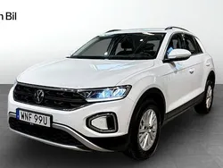 Vit (pure white) Begagnad 2022 VW T-Roc Life SUV | 254 900 kr (Marknadspris)