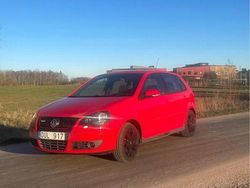 Röd Begagnad 2009 VW Polo GTI Halvkombi | 40 000 kr (Superpris)