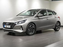 Grå Begagnad 2021 Hyundai i20 Essential Halvkombi | 154 900 kr (Marknadspris)