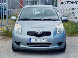 Grå Begagnad 2006 Toyota Yaris Halvkombi | 37 900 kr (Marknadspris)
