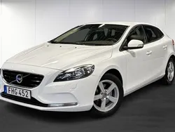 Vit (white) Begagnad 2014 Volvo V40 Kinetic Kombi | 119 900 kr (Bra pris)