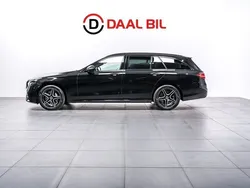 Svart Begagnad 2022 Mercedes E300 AMG line Kombi | 439 700 kr