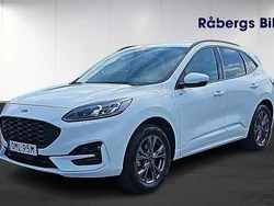 Vit Begagnad 2022 Ford Kuga Business Edition SUV | 347 800 kr