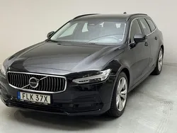 Svart Begagnad 2023 Volvo V90 Core Kombi | 300 000 kr (Superpris)