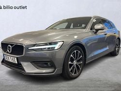 Grå Begagnad 2020 Volvo V60 Momentum Kombi | 249 900 kr (Bra pris)