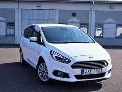 Vit Begagnad 2016 Ford S-MAX S Minibuss | 216 000 kr (Marknadspris)