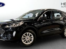 Svart (black) Begagnad 2022 Ford Kuga Titanium SUV | 244 900 kr (Marknadspris)