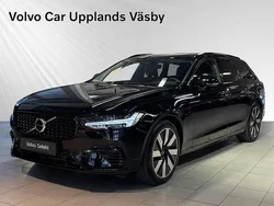 Svart Begagnad 2024 Volvo V90 Plus Kombi | 504 900 kr (Marknadspris)