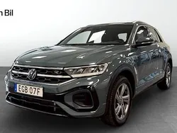 Mörkblå Begagnad 2023 VW T-Roc R-line SUV | 359 900 kr (Marknadspris)