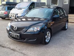 Svart Begagnad 2006 Mazda 3 Inclusive Halvkombi | 29 900 kr (Marknadspris)