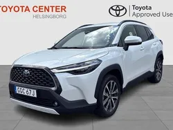 Vit Begagnad 2024 Toyota Corolla Cross Active SUV | 384 900 kr (Marknadspris)
