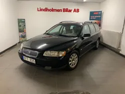 Svart Begagnad 2006 Volvo V70 Kinetic Kombi | 27 900 kr (Marknadspris)