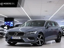 Grå Begagnad 2022 Volvo V60 Core Kombi | 404 900 kr (Marknadspris)