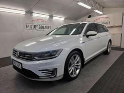 Vit Begagnad 2016 VW Passat GTE Kombi | 139 500 kr (Marknadspris)
