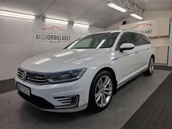 Vit Begagnad 2016 VW Passat GTE Kombi | 139 500 kr (Marknadspris)