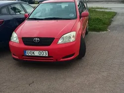 Röd Begagnad 2004 Toyota Corolla Halvkombi | 22 600 kr (Bra pris)