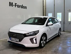 Vit Begagnad 2017 Hyundai Ioniq Comfort Sedan | 139 900 kr (Superpris)