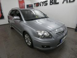 Grå Begagnad 2008 Toyota Avensis Kombi | 29 900 kr (Marknadspris)