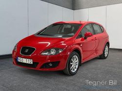 Röd Begagnad 2011 Seat Leon Style Halvkombi | 54 700 kr