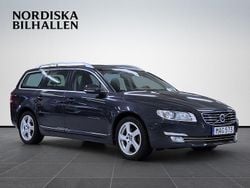 Grå Begagnad 2015 Volvo V70 Standard Kombi | 119 795 kr (Marknadspris)