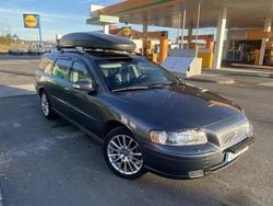 Grå Begagnad 2007 Volvo V70 Momentum Kombi | 31 900 kr (Marknadspris)
